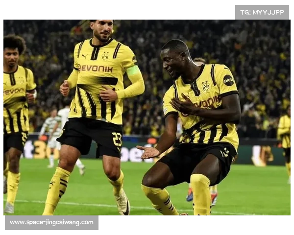 多特蒙德3-3圣保利,赛季首战防守稳定性不足